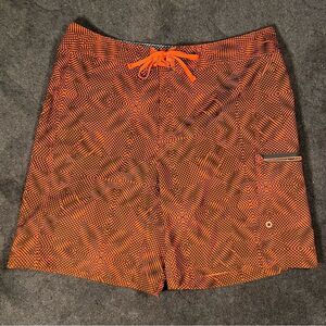 Under Armour shorts 🔥 Orange and Brown 🔥 like new condition 🔥 zip pocket